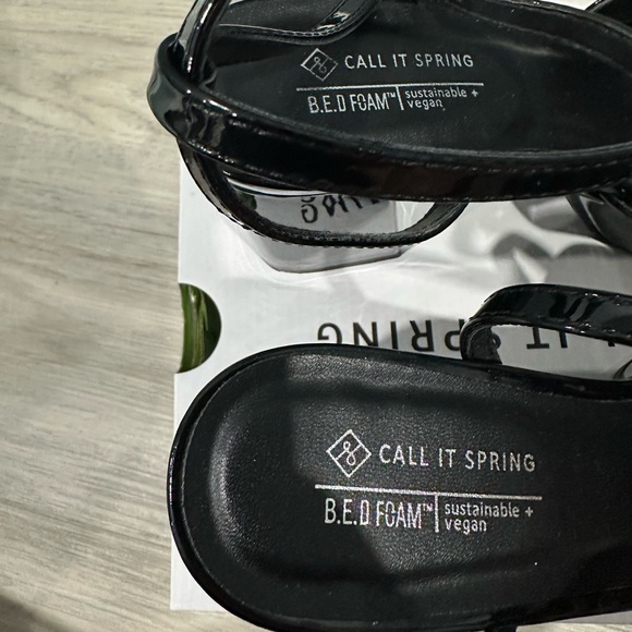 Call It Spring heels womens size 7.5 - Picture 2 of 6